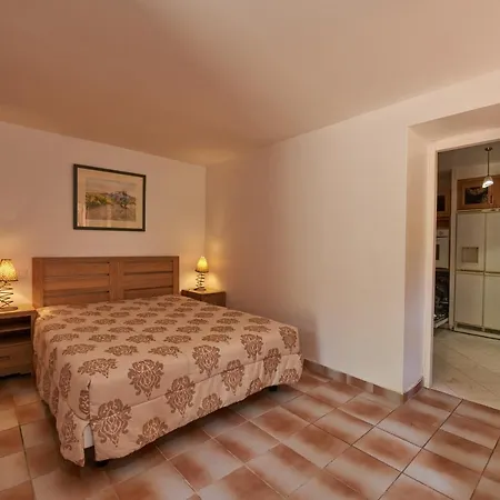 Maison L'olivier Avec Piscine