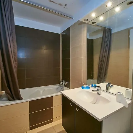 Maison L'olivier Avec Piscine Ferienhaus *